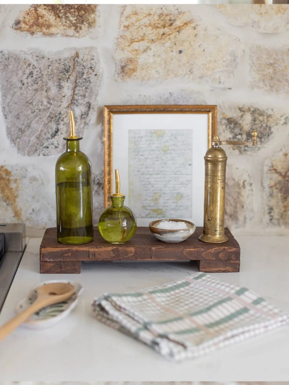 Primse x Jilly Box Rustic Wood Riser (1 of 2)